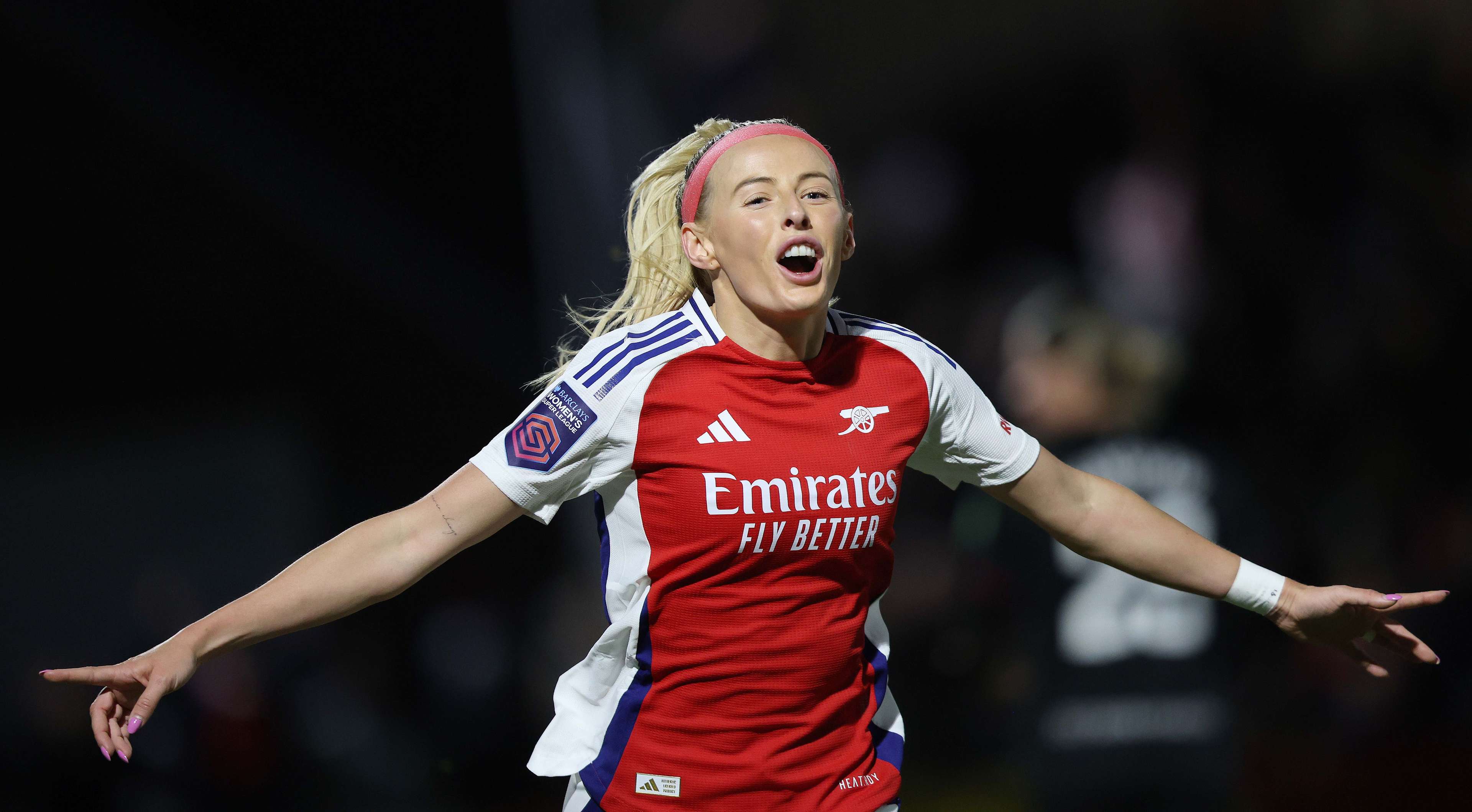 脚跟并不容 脚跟并不容